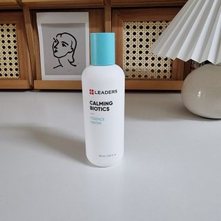 리더스코스메틱 리더스 카밍 바이오틱스 에센스 워터 — 5점을 준 리뷰어가 2022년 1월 올린 사용 사진