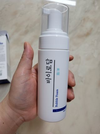 [바이로담] 저자극 약산성버블 폼 폼클렌징 150ml — 3점을 준 리뷰어가 2021년 4월 올린 사용 사진