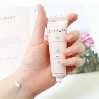 러브모아 향수 고체향수 승무원 고체향수 바르는 향수 니치향수 도손 우드세이지 앤 씨솔트 — 5점을 준 리뷰어가 2022년 12월 올린 사용 사진