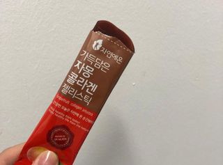 자연에온 핑크 자몽 착즙 100mL 10개입 1BOX +가 득담은 자몽 콜라겐 젤리스틱 1BOX — 5점을 준 리뷰어가 2021년 6월 올린 사용 사진