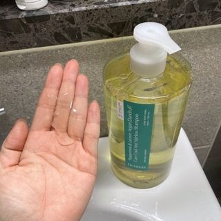 닥터시드 페퍼민트 앤 레몬 비건 비듬케어 쿨 탈모 샴푸 (1000ml) — 4.5점을 준 리뷰어가 2024년 2월 올린 사용 사진