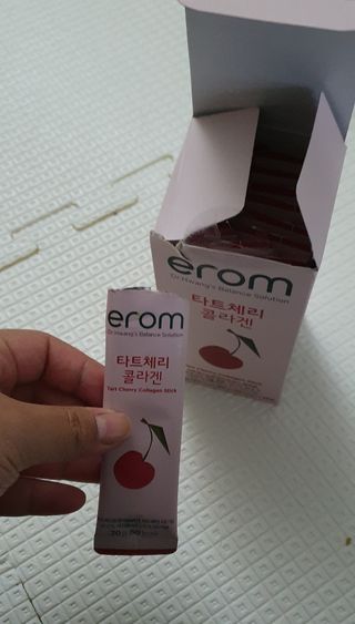 이롬 erom 타트체리 콜라겐 — 3점을 준 리뷰어가 2021년 3월 올린 사용 사진