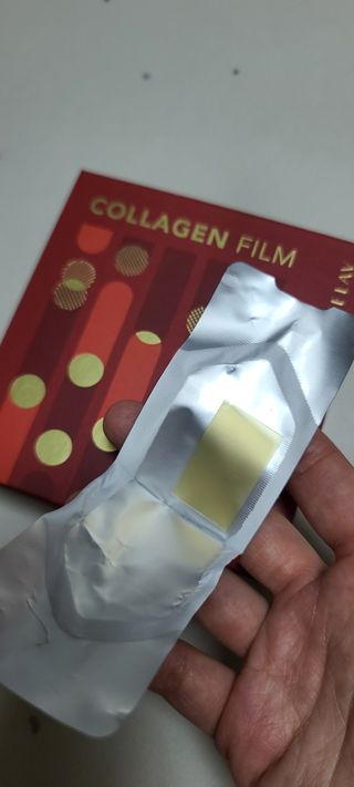 프리마인 귀족의 콜라겐, 92배 흡수율. 럭셔리 프리미엄 셀라브 콜라겐필름 30매 — 4점을 준 리뷰어가 2021년 10월 올린 사용 사진