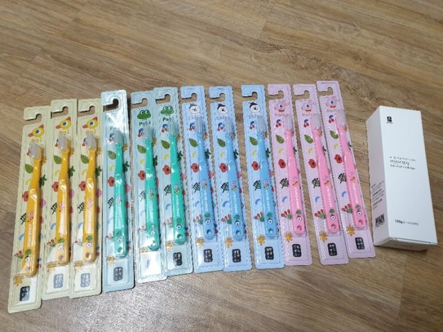 [생활공작소X굴리굴리] 어린이 칫솔 12개입+어린이치약 리뷰 사진