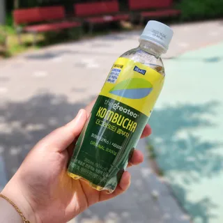 더그레잇티 콤부차 300ml *12개입 (오리지널 6개+베리리치 6개) — 5점을 준 리뷰어가 2022년 7월 올린 사용 사진