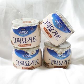 매일바이오 그릭요거트 오리지널 플레인 4개, 로스터리 커피믹스 4개 — 4점을 준 리뷰어가 2021년 12월 올린 사용 사진