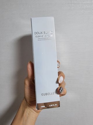 소담스퀘어 상암 유벨르 듀블랑 클렌징 폼 — 5점을 준 리뷰어가 2022년 11월 올린 사용 사진