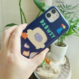글루미즈 유기견후원 케이스 — 5점을 준 리뷰어가 2022년 8월 올린 사용 사진
