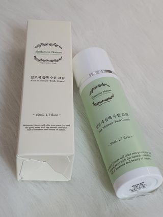 술람미네이처 자연주의 화장품ㅣ속보습 충전 + 민감/트러블 피부 진정 - 알로에 듬뿍 수분 크림 50ml — 5점을 준 리뷰어가 2022년 5월 올린 사용 사진