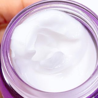 [후르디아] 72시간 블루베리 속살 수분크림 — 5점을 준 리뷰어가 2021년 6월 올린 사용 사진