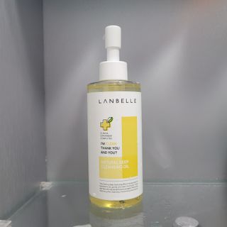 랑벨 내츄럴 딥 클렌징 오일 200ml (저자극 약산성 천연 클렌징) — 5점을 준 리뷰어가 2022년 10월 올린 사용 사진