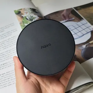 아카라 집 밖에서도 집 안을 돌봐주는 스마트 리모컨 — 5점을 준 리뷰어가 2022년 6월 올린 사용 사진