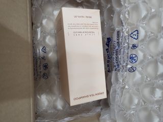 프리마인 더이상 뻣뻣하고 효과없는 탈모샴푸는 NO. 근본부터 케어하는 셀베이스 그린티샴푸(500ml) — 5점을 준 리뷰어가 2023년 3월 올린 사용 사진