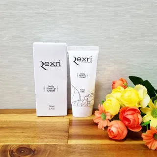 렉스리 데일리 톤업 크림 Rexri Daily Tone Up Cream — 5점을 준 리뷰어가 2022년 9월 올린 사용 사진