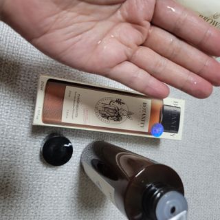 [패키지리뉴얼]보타니티 진정 결케어 플라본 부스터 210ml / 플라본 세럼 50m — 5점을 준 리뷰어가 2022년 5월 올린 사용 사진