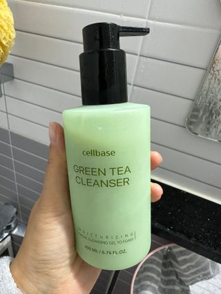 프리마인 메이크업과 들뜨는 각질까지 한방에 깐달걀로! 순하기까지한 셀베이스 그린티클렌저(200ml) — 5점을 준 리뷰어가 2023년 1월 올린 사용 사진