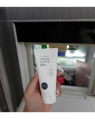 냉장고에 넣어요, 붉은 트러블 피부 다음날 진정되요 [버진팜스 푸딩수딩아토] — 5점을 준 리뷰어가 2021년 8월 올린 사용 사진