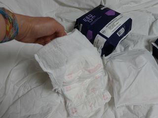 N[템포 ] 패드 내추럴 순면 입는 오버나이트 5P * 2개 — 5점을 준 리뷰어가 2024년 4월 올린 사용 사진
