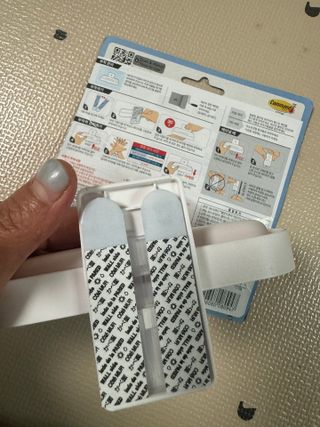3M 클립이 유연한 칫솔걸이 + 물받이 분리 가능 비누 받침대 — 5점을 준 리뷰어가 2024년 5월 올린 사용 사진