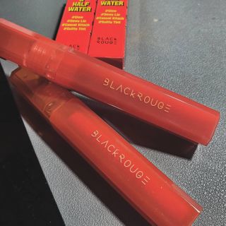 [블랙루즈]하프앤하프틴트 10종 中 택1+랜덤1 — 5점을 준 리뷰어가 2021년 2월 올린 사용 사진