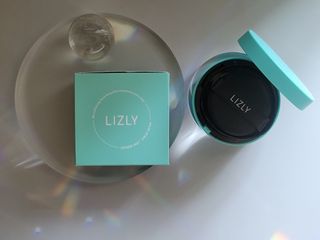 리즐리 씨슬릭 톤업 쿨링 쿠션 15g — 4점을 준 리뷰어가 2021년 9월 올린 사용 사진
