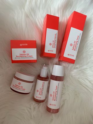 아이앤립 / EYENLIP 아이앤립 연어오일 리바이탈라이징 토너+앰플+크림 3종 세트 — 5점을 준 리뷰어가 2021년 6월 올린 사용 사진