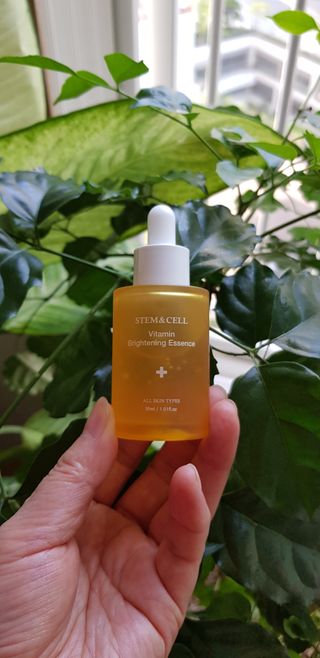 체르엠 스템앤셀 비타민 브라이트닝 에센스 30ml 1개 — 5점을 준 리뷰어가 2021년 10월 올린 사용 사진