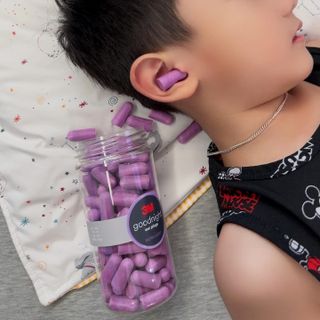 3M 소음방지 수면 귀마개 굿나잇 이어플러그 오렌지/퍼플 50쌍 — 5점을 준 리뷰어가 2023년 7월 올린 사용 사진