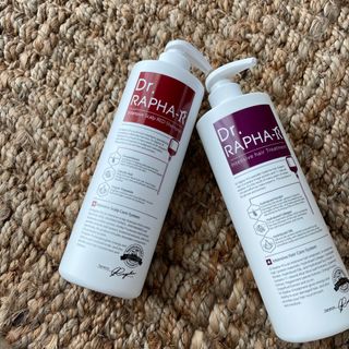 닥터라파알 레드 꽃향기 탈모샴푸 1,000ml + 트리트먼트 1,000ml — 5점을 준 리뷰어가 2021년 8월 올린 사용 사진