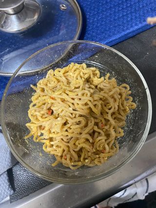 안심댕면 강아지라면 5봉지+쓰담쓰담 종합영양제 2스틱 샘플 증정 — 4점을 준 리뷰어가 2022년 9월 올린 사용 사진