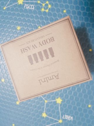 아미니 플라워 테라피 바디워시  5종키트 — 3점을 준 리뷰어가 2021년 1월 올린 사용 사진
