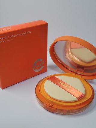 광동생활건강 MF[광동] 비타500✨주름개선·미백·SPF50+🌞퍼펙트쉴드 빅 선쿠션 본품 — 5점을 준 리뷰어가 2024년 5월 올린 사용 사진
