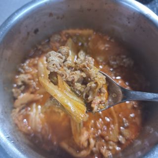 [푸딩팩토리] 얼큰김치수제비 350g  / 우삼겹 김치찌개 185g — 4점을 준 리뷰어가 2022년 10월 올린 사용 사진