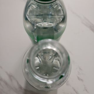 몽베스트 Montbest with Sparkling water Plain 20병 — 5점을 준 리뷰어가 2021년 11월 올린 사용 사진