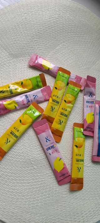 비타앤C 레몬맛, 망고맛 — 5점을 준 리뷰어가 2021년 6월 올린 사용 사진