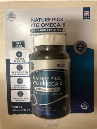 서울약사신협 네이처픽_알티지오메가3_1,205mg x 180캡슐 — 5점을 준 리뷰어가 2021년 9월 올린 사용 사진