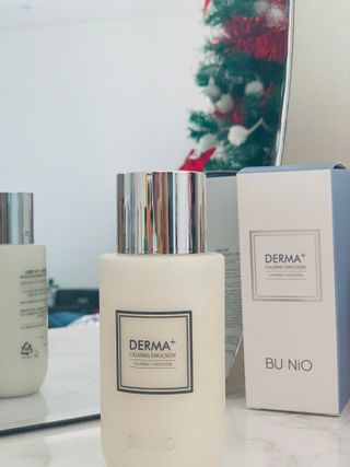 뷰니오 더마플러스 카밍 에멀전200ml — 5점을 준 리뷰어가 2020년 12월 올린 사용 사진