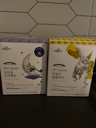 (주)쟈뎅 쟈뎅 클래스 핸드 드립 커피 10P 2종_디카페인 1종+랜덤 플레이버 1종 — 4점을 준 리뷰어가 2021년 4월 올린 사용 사진