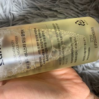 헤어플러스 콴디 아침세안제 폼클렌징 퓨어 어니스티 모닝클렌저 — 3.5점을 준 리뷰어가 2021년 3월 올린 사용 사진