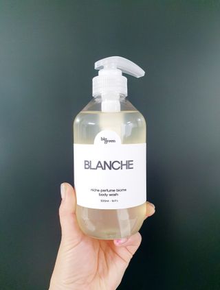 빅그린 니치 퍼퓸 바이옴바디워시 500ml(상탈, 블랙베리&베이, 블랑쉐 3종 중 택1) — 5점을 준 리뷰어가 2022년 8월 올린 사용 사진