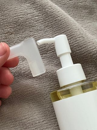 랑벨 내츄럴 딥 클렌징 오일 200ml (저자극 약산성 천연 클렌징) — 5점을 준 리뷰어가 2022년 5월 올린 사용 사진