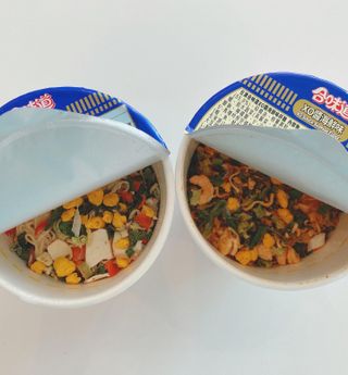 NISSIN 닛신 컵누들  4종 - 씨푸드오리지날, 씨푸드 스파이시, 씨푸드 커리, 씨푸드 XO소스 — 3.5점을 준 리뷰어가 2022년 5월 올린 사용 사진