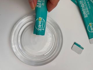 [유산균] 오마이락 장편한습관 프로바이오틱스 30P — 4.5점을 준 리뷰어가 2022년 12월 올린 사용 사진