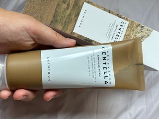 스킨1004 [SKIN1004] 마다가스카르 센텔라 앰플 폼 125ml — 4.5점을 준 리뷰어가 2024년 8월 올린 사용 사진