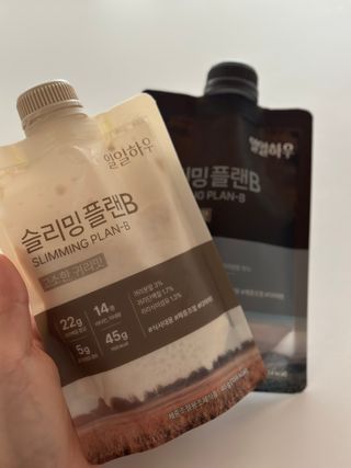 일일하우 슬리밍 플랜B 고소한 귀리맛, 진한 카카오맛 (체중조절식) — 5점을 준 리뷰어가 2023년 5월 올린 사용 사진