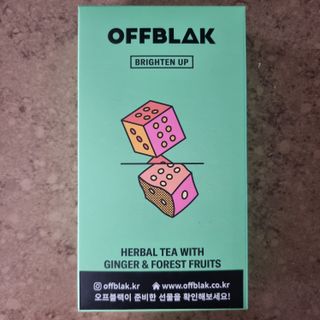 [오프블랙] 얼굴톤이 달라지는 히비스커스티 브라이튼업 — 5점을 준 리뷰어가 2022년 6월 올린 사용 사진