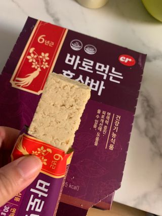 씨알푸드 건강기능식품 6년근 홍삼 함유, 바로먹는 홍삼바 30g 12개입 — 5점을 준 리뷰어가 2022년 3월 올린 사용 사진