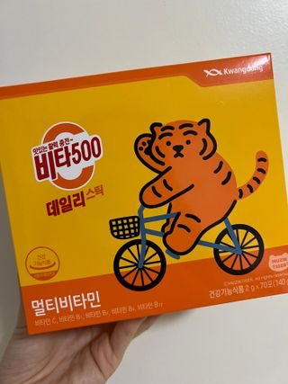 광동생활건강 프리 [광동] VB와 VC를 함유한 멀티 비타민 비타 500 데일리 스틱 180포 — 5점을 준 리뷰어가 2022년 5월 올린 사용 사진