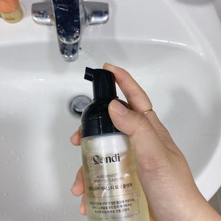 헤어플러스 콴디 아침세안제 폼클렌징 퓨어 어니스티 모닝클렌저 — 5점을 준 리뷰어가 2021년 7월 올린 사용 사진