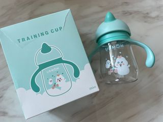 유비맘 트라이탄 코니빨대컵_컬러 랜덤 발송 — 5점을 준 리뷰어가 2021년 2월 올린 사용 사진